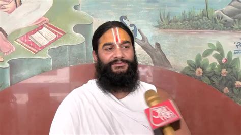 'हनुमान जी की कृपा से...', RCB की जीत पर बोले विराट-अनुष्का को ...