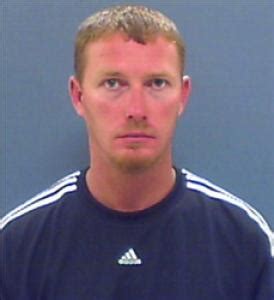 Lawrence Eugene Burt, a registered Sex Offender or Child Predator in ...