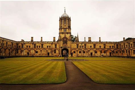 2022年英国顶级名校牛津大学本科申请案例分享