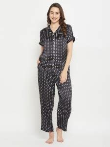 Clovia Women Polka Print Black Night Suit Set Price in India - Buy ...
