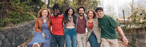 Top 11 Ways to Make Friends While Studying Abroad