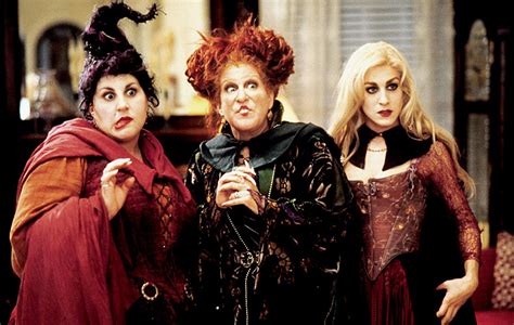 Sarah Jessica-Parker confirms original cast on board for Hocus Pocus sequel