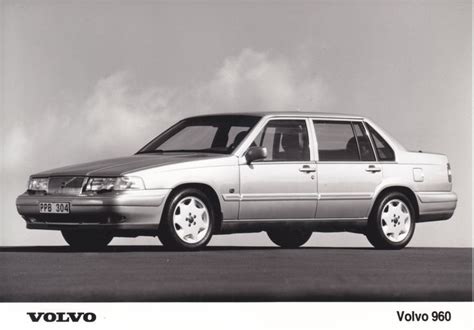 Volvo 960 Sedan | Volvo, Sedan, Mercedes benz