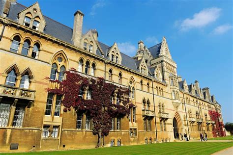 最新数据：牛津大学一级学位获得率高于剑桥大_BestieU国际学校升学SAAS系统
