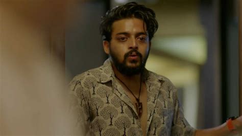 Charitraheen Season 1 & 2 Review: Too many subplots with an overdose of ...