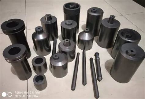 Graphite Crucibles - GRAPHITE SCHULTHEISS CRUCIBLE Manufacturer from Thane