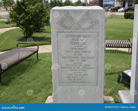Jefferson Davis Memorial editorial image. Image of tennessee - 94577710
