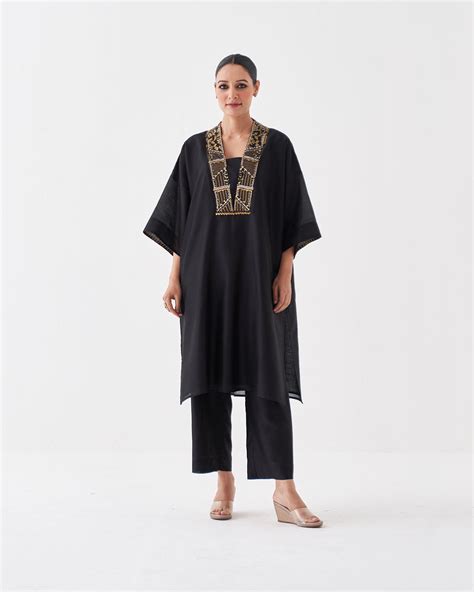 Vaaya | The Surmayee Silk Chanderi Ensemble with Woven Banarasi ...