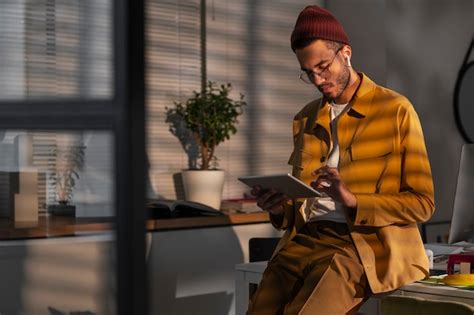 Interior Designer at Work 的图像结果