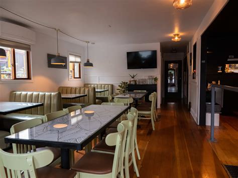 Stevie's Famous - Review - Beacon Hill - Seattle - The Infatuation