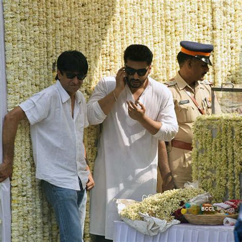 Sridevi's 3rd Death Anniversary: Boney Kapoor & daughters Janhvi Kapoor ...