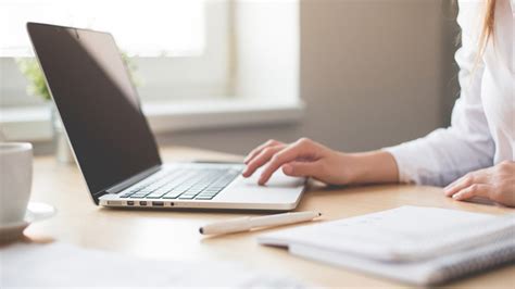 Job applicant invoices company for his time after 7 interviews, 2 ...