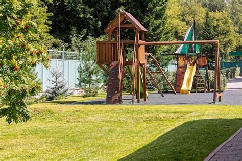 Playground outdoor Images - Free Download on Freepik