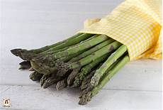 come pulire e cucinare gli asparagi selvatici come pulire gli asparagi verdi o selvatici come cucinarli come pulire e cucinare gli asparagi selvatici come pulire gli asparagi verdi o selvatici come cucinarli