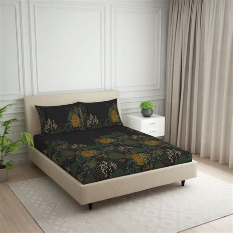 Buy SPACES Essentials Cotton 138TC Floral Print 3Pcs Queen Bedsheet Set ...