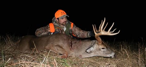 HUNTER'S BUCK | A Father/Son Whitetail Hunt - HuntStand