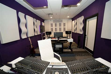 Las Vegas Recording Studio, Las Vegas, NV | Production | Peerspace