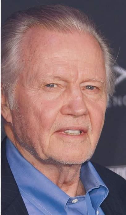 BACK OFF, ANGIE! | Globe - Celebrity - Read this story on Magzter.com