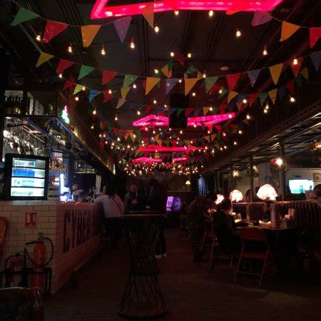 Cyber Hub Social, Gurugram (Gurgaon) - Restaurant Reviews, Phone Number ...