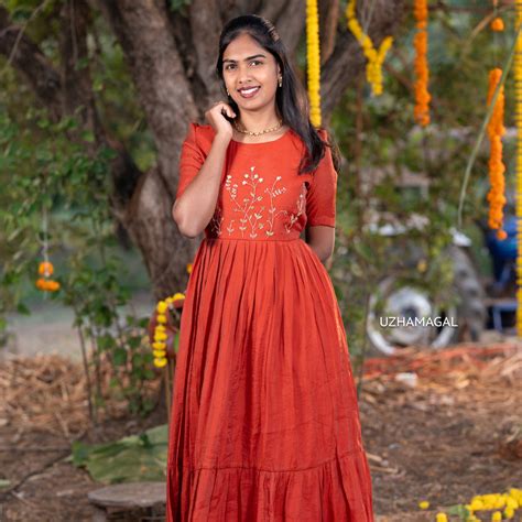 Navya – Uzhamagal