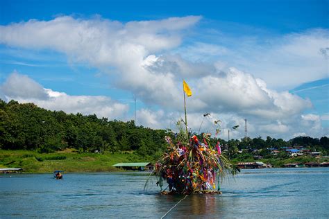 Image result for Foreground/Background Example