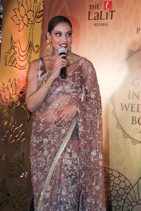 Bipasha Basu at 'The Great Indian Wedding Book' launch - Photos,Images ...