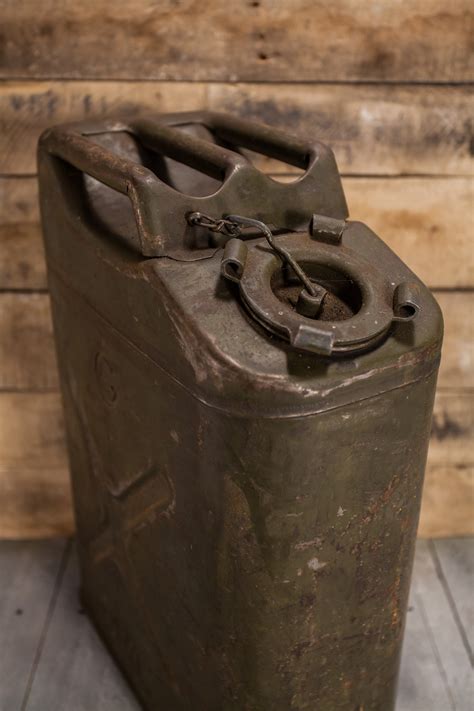 Vintage Metal Jerry Can Metal Military Gas Can WWII Gas Tank Green ...