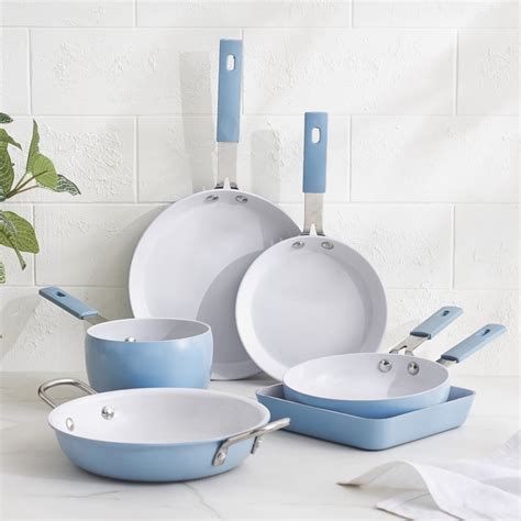 Buy Bakers Pride Claire Aluminium Mini Crepe Pan - 18.5cm from Home ...