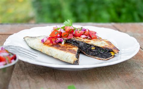Huitlacoche Quesadilla | Recipe by FUNGIWOMAN