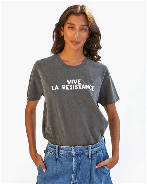 Vive La Resistance – Clare V.