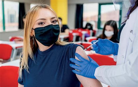 YOUR TEEN & THE VACCINE | YOU South Africa - Entertainment - Read this ...