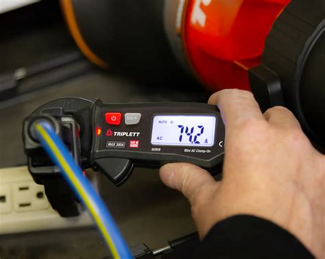 Using Clamp Multimeter 的图像结果