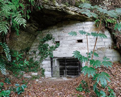 第二次世界大戦中に極秘裏に作られた巨大な地下壕「松代大本営」 | GOTRIP! 明日、旅に行きたくなるメディア