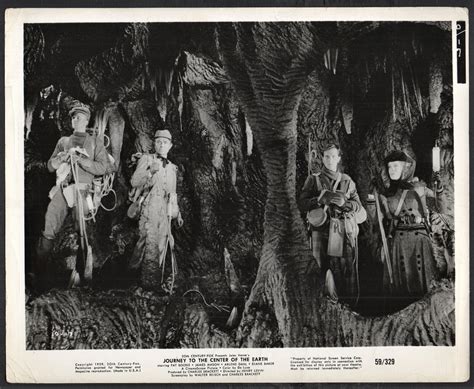 Journey to the World 的图像结果