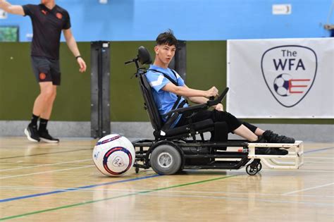 Wheelchair Football 的图像结果