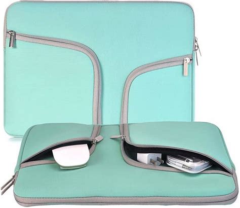 17 Funky Laptop Sleeves That'll Let You Make A Statement For Under ₹1,000