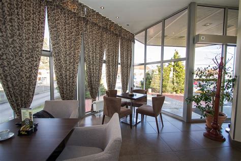 GRAND HOTEL (Banja Luka) - Hotel Reviews, Photos, Rate Comparison ...