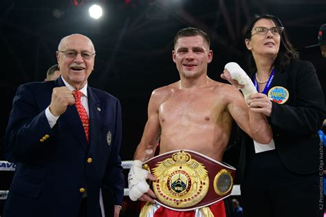 Photos: Berinchyk vs Moreno – RingSide24