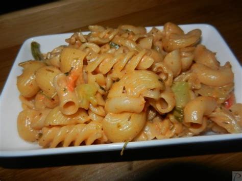 लाल सॉस पास्ता बनाने की विधि/ रेसिपी Red Sauce Pasta Recipe Vidhi ...