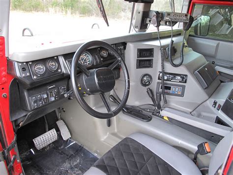Custom Interior Humvee 的图像结果