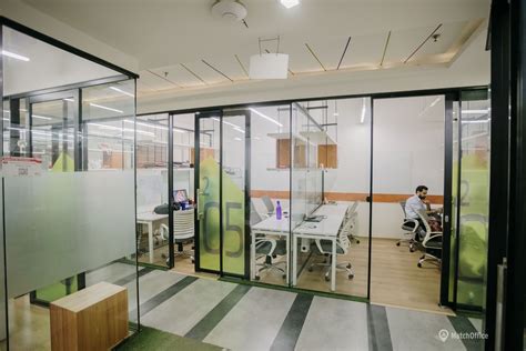 Coworking space for rent in Gurugram Mehrauli-Gurgaon Road • MatchOffice