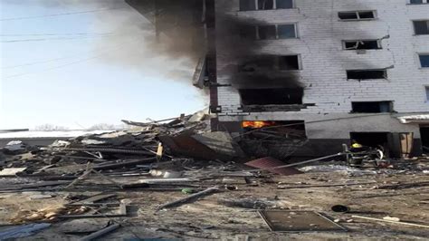 Russia: Russia: 9 people die in gas explosion at a five-storey ...