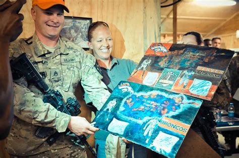NFL players visit Soldiers in Masum Ghar, Afghanistan | Article | The ...