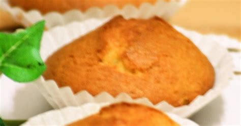 Easy Cupcakes Made with Vegetable Oil Recipe by cookpad.japan - Cookpad