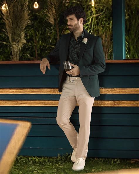 9 Stylish Party Wear Blazers for Men to Look Your Best!