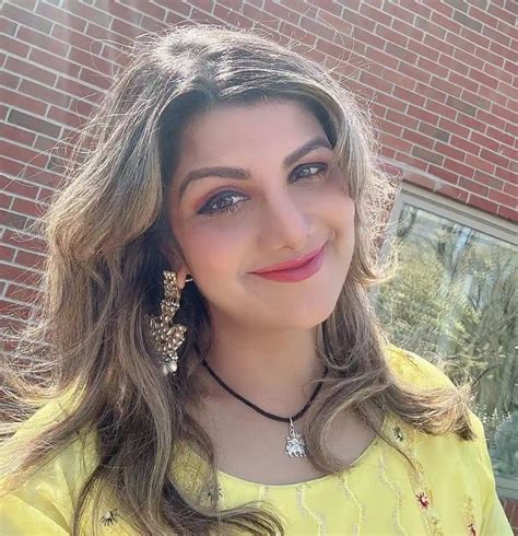 Rambha : సెల్ఫీలతో సందడి చేస్తున్న రంభ.. | Actress Rambha Selfie ...
