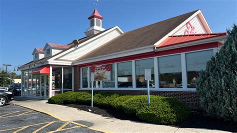 Popular family restaurant chain is closing more locations across the U ...