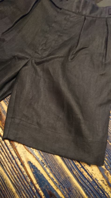 Sick and Tiired "GHURKA SHORT PANTS" Linen Black Color | BOW & ARROW ...