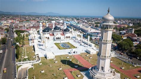 Banda Aceh Blang Bintang (BTJ) - Flight status, maps & more | KAYAK