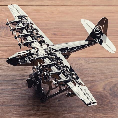 Metal Mechanical Model, Airplane Assembly Miniature – Sociable Weaver Nest